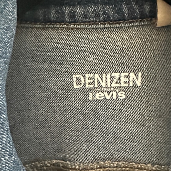 Denizen from Levi's Denim Jacket EUC - Picture 2 of 5